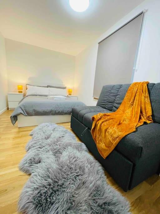 Lovely Duplex Apartment In Edinburgh City Centre Buitenkant foto